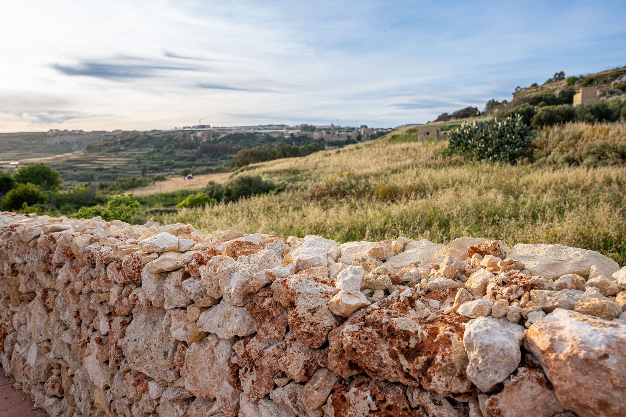 Munxar, Gozo: A Quiet Village Between Valleys and Coast